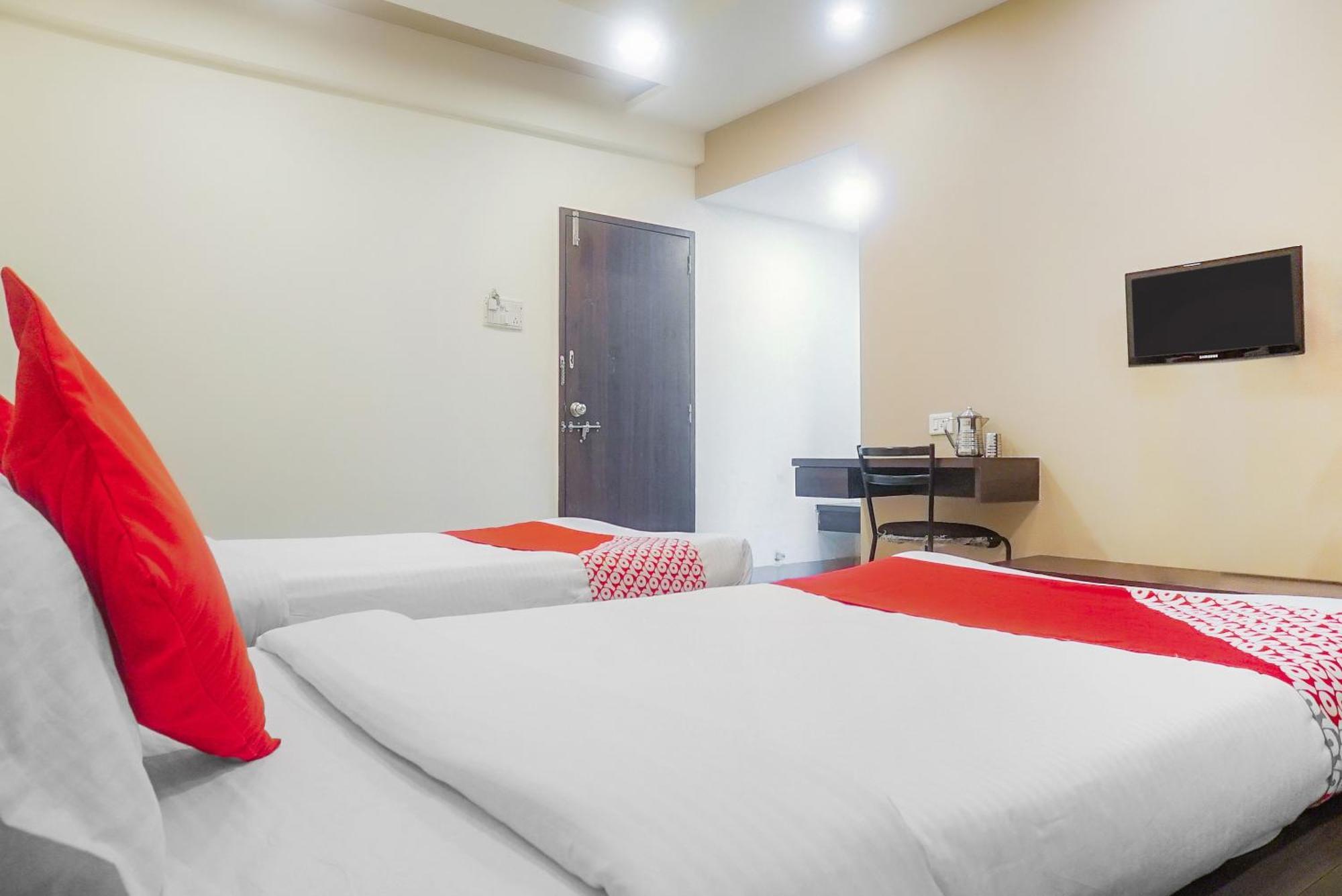 Hotel O Paradise Inn Talegaon Dabhade Eksteriør billede